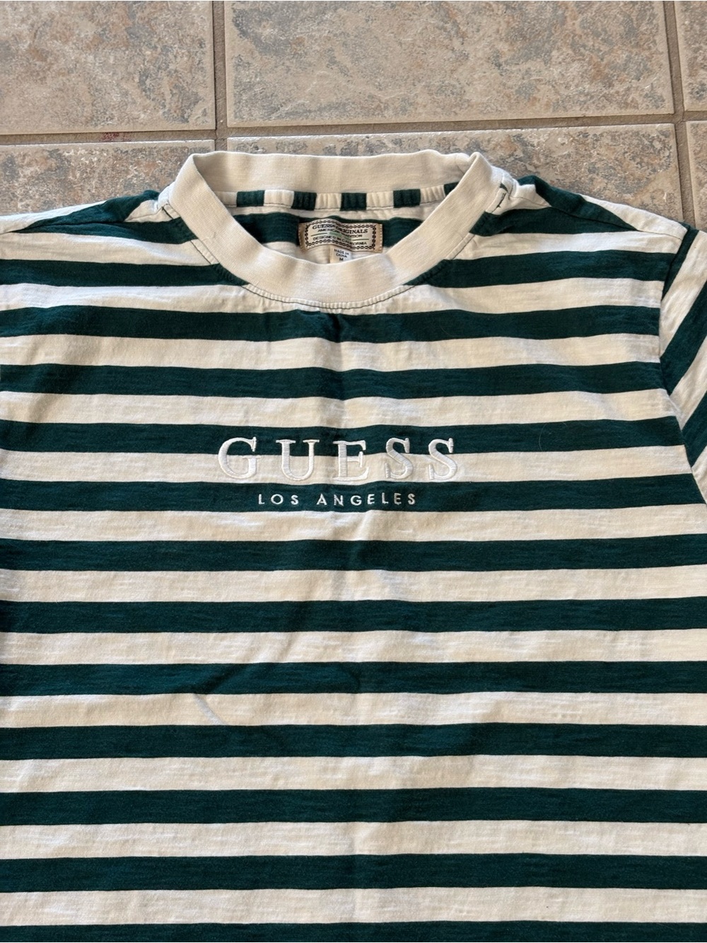 VINTAGE GUESS AMERICAN STRIPED EMBROIDERED T SHIRT GREEN